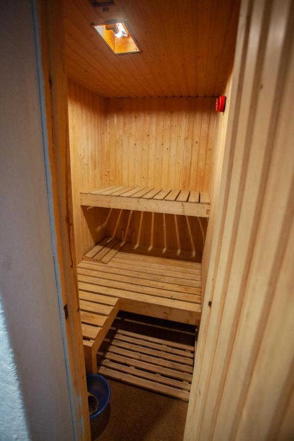 Idyllic Vacation Home With A Breathtaking View Bour 외부 사진