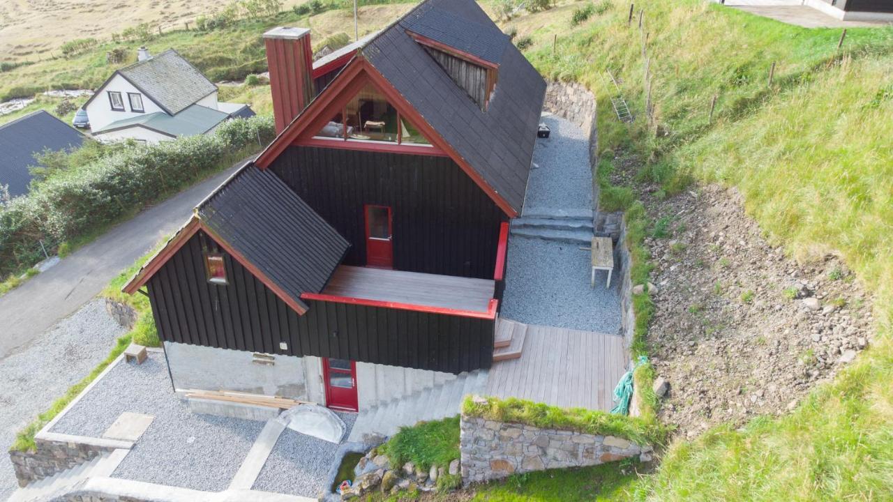 Idyllic Vacation Home With A Breathtaking View Bour 외부 사진